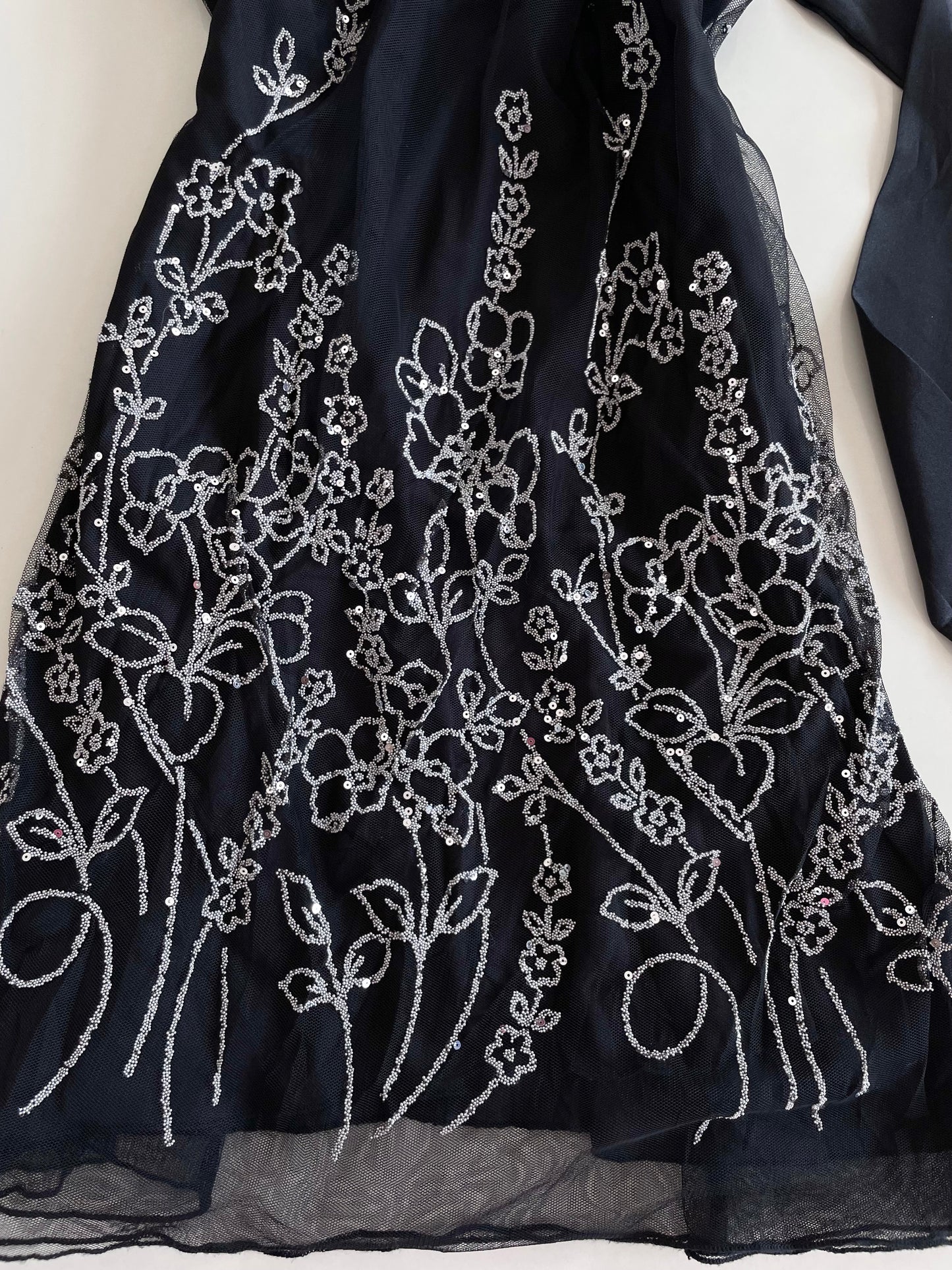 Frederick’s Embroidered Tube Vintage Dress-Bust 40 to 42