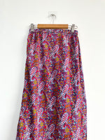 Load image into Gallery viewer, Paisley Vintage Skirt-Waist 28 to 30