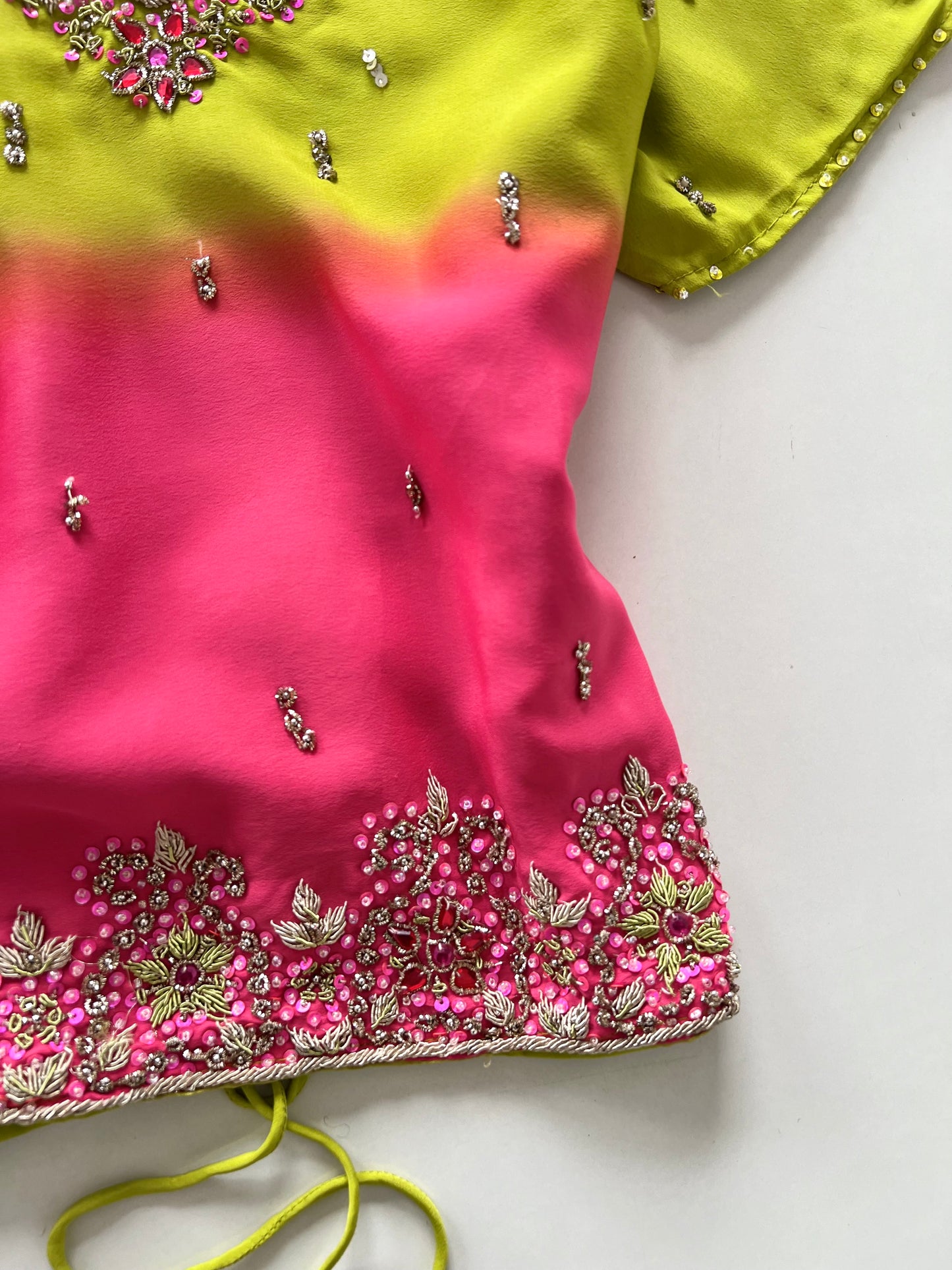 Embroidered Vintage Top-Bust 36