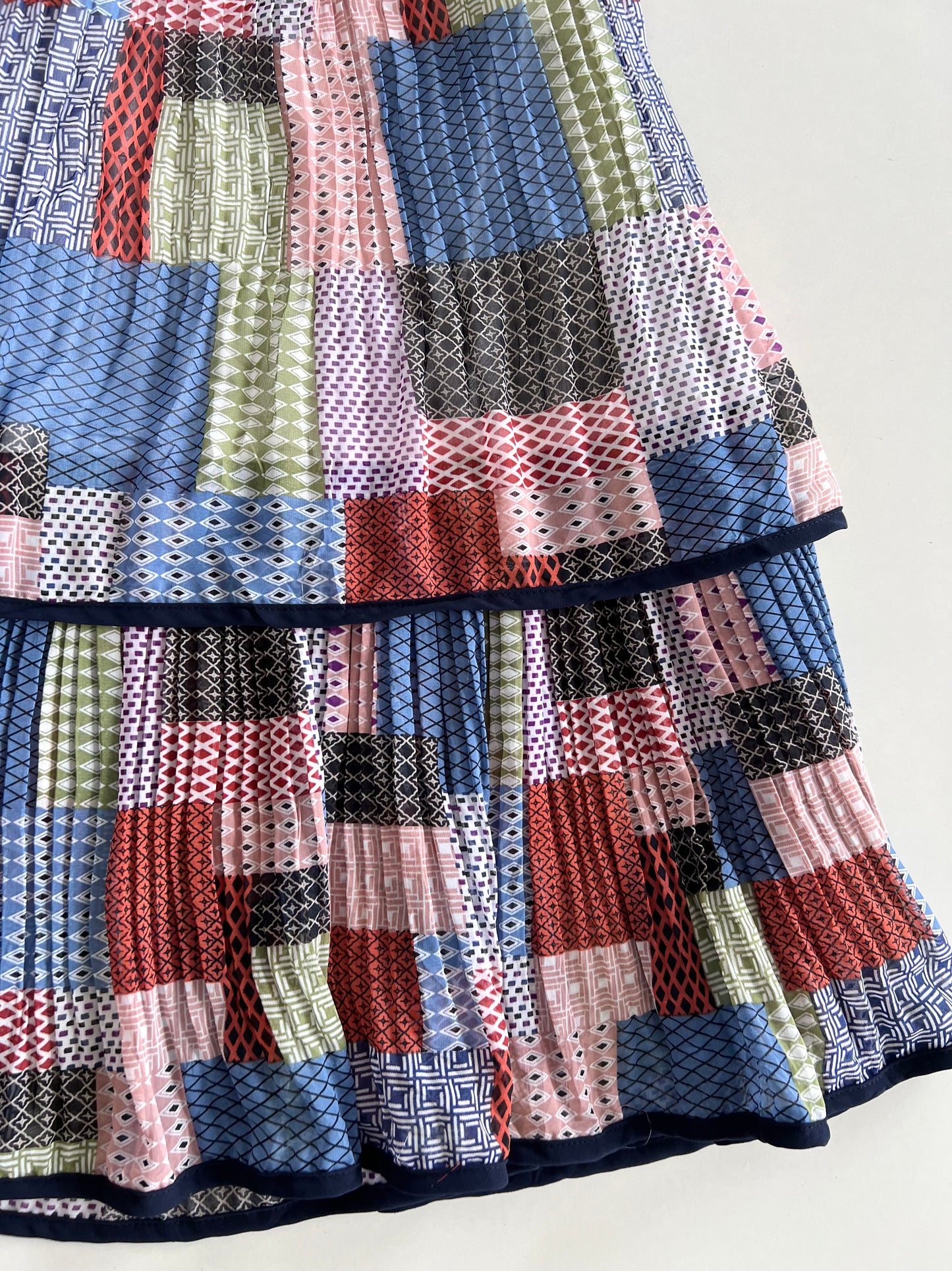Vintage Ruffle Skirt-Waist 26 to 32