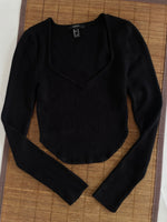 Load image into Gallery viewer, Cozy Winter Top-Bust 34 to 36