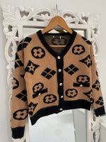Load image into Gallery viewer, Chunky Pinterest Sweater-Bust 34
