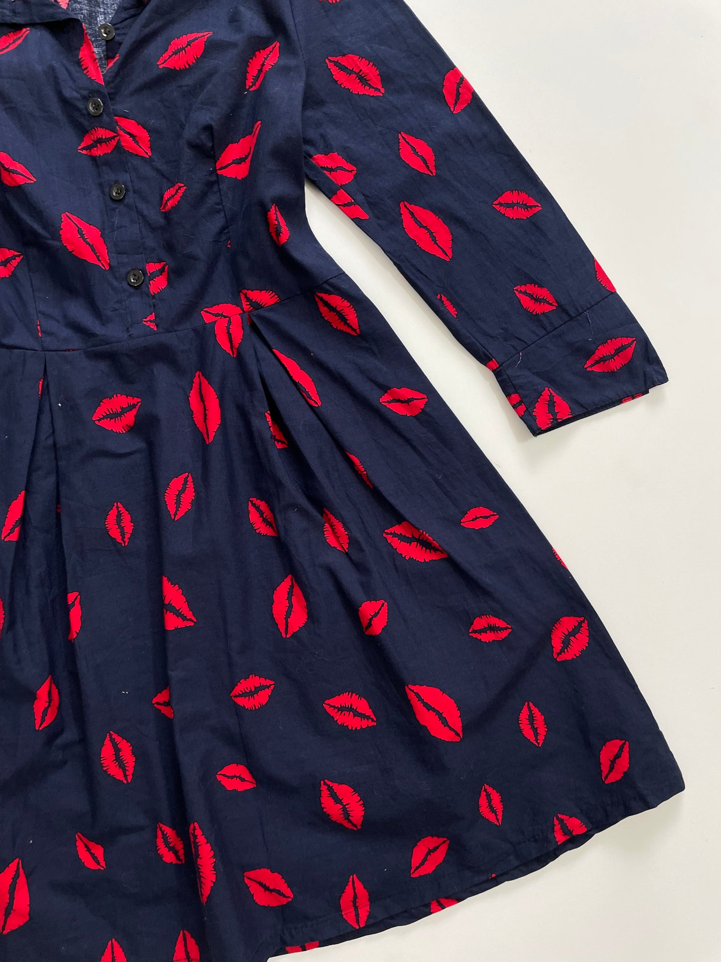 Kisses Cotton Dress-Bust 30