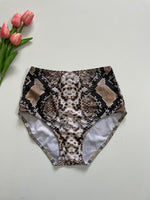 Load image into Gallery viewer, BIKINI SET - BUST 30 to 36 , WAIST 22 to 26