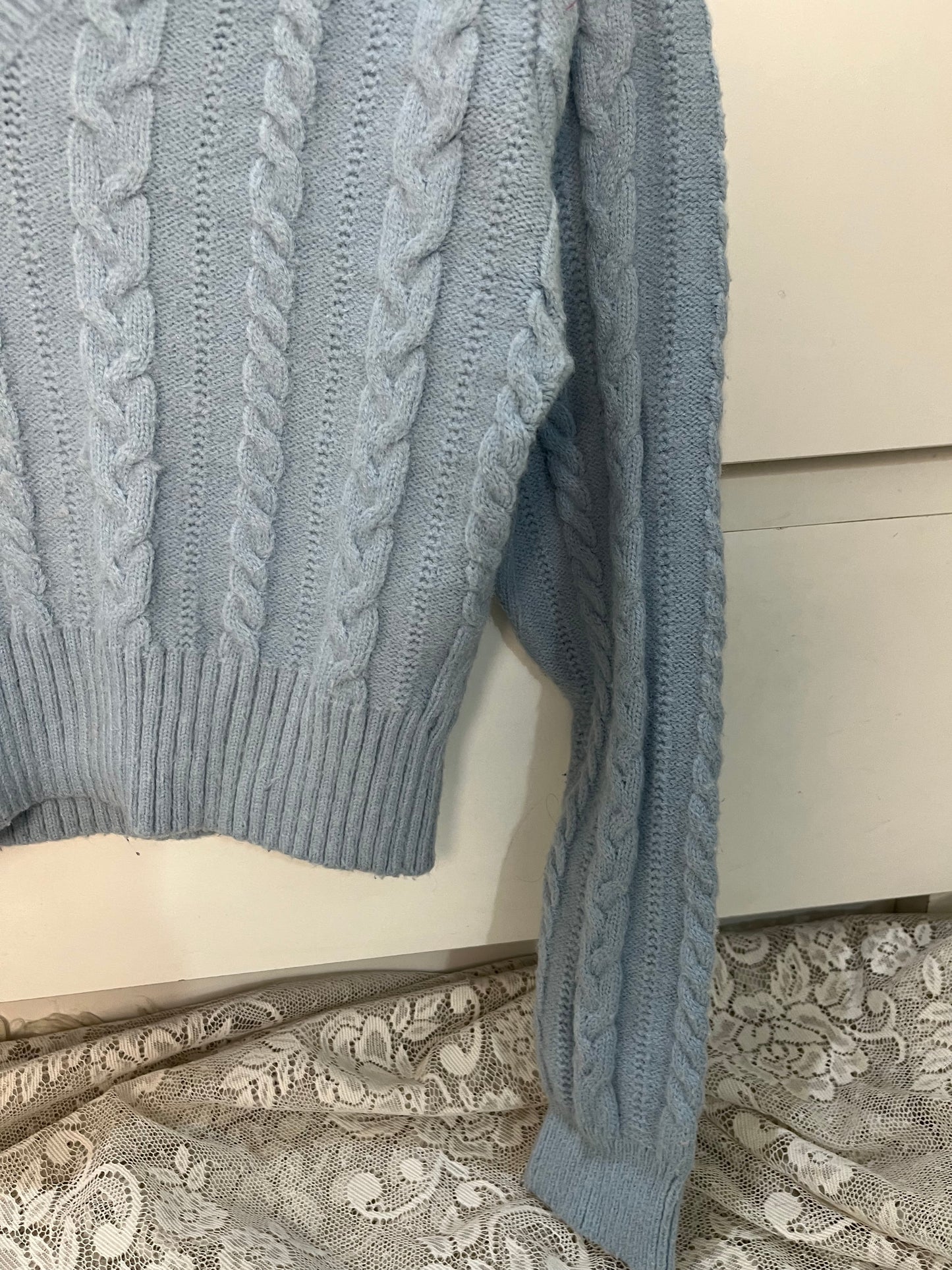 Chunky Soft Sweater-Bust 32