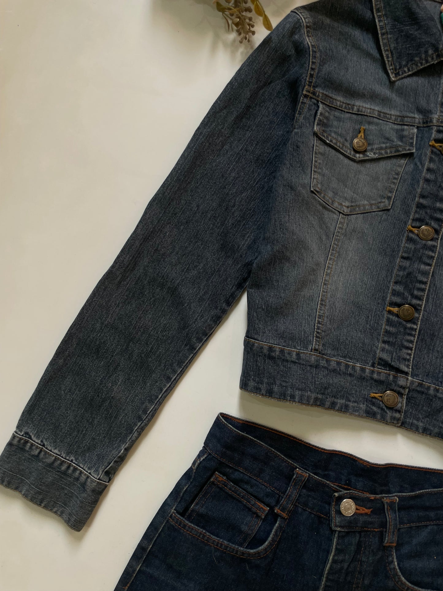 Denimwear-Chest 36