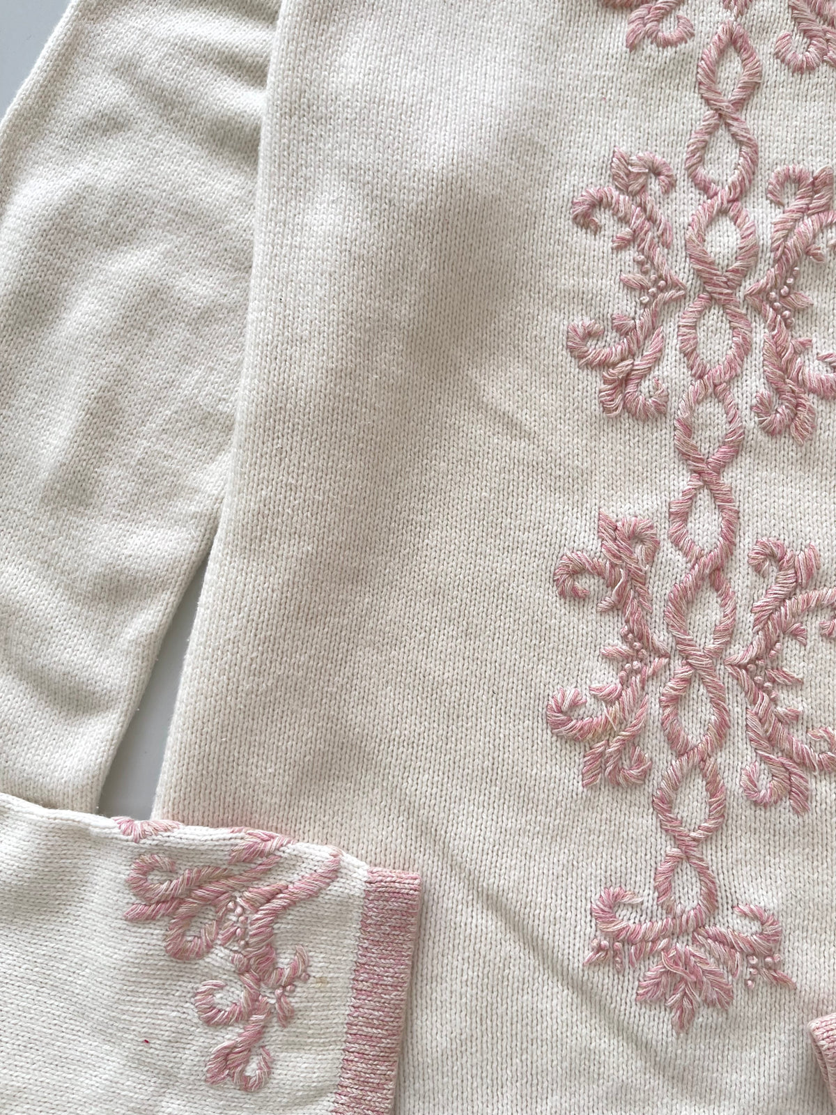 Liz Claiborne Embroidered Sweater-Bust 38