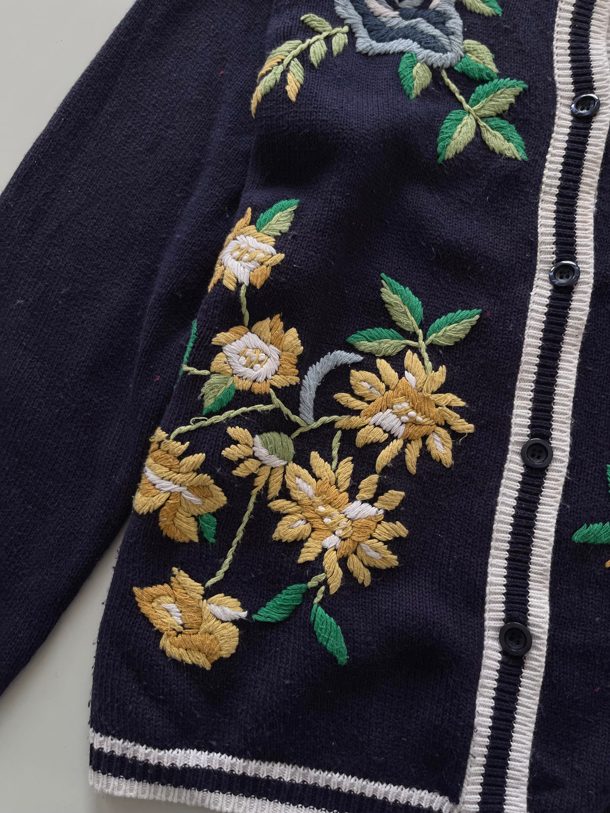 Alfred Dunner Embroidered Cardigan Sweater-Bust 40