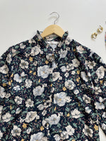 Load image into Gallery viewer, Roem Shirt-Bust 40