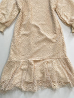 Load image into Gallery viewer, Dress-Bust 38