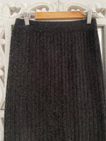 Load image into Gallery viewer, Warm Tweed Skirt-Waist 28 to 32