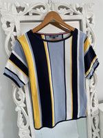 Load image into Gallery viewer, Vintage Tommy Hilfiger Top-Bust 36