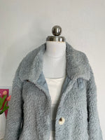 Load image into Gallery viewer, ICED BLUE FUR COAT - BUST 40