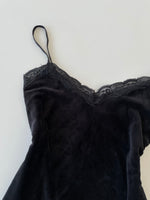 Load image into Gallery viewer, Hunkemoller Velvet Top-Bust 36