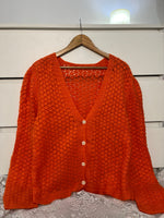 Load image into Gallery viewer, Chunky Soft Sweater-Bust 40