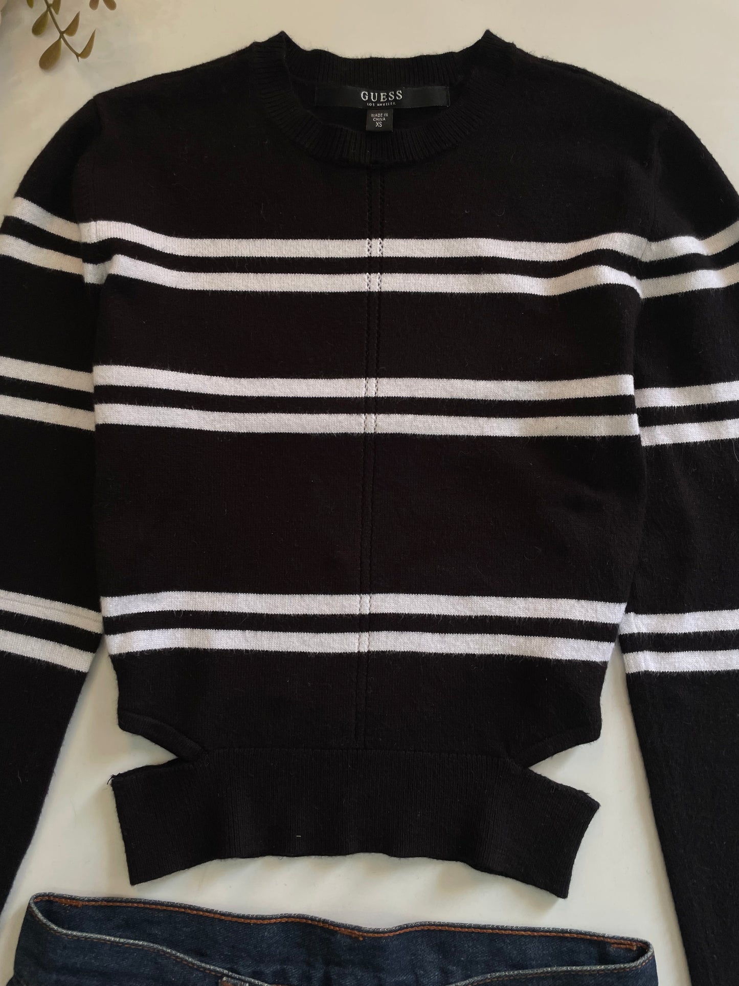 Guess Cozy Winter Top-Bust 30 to 32