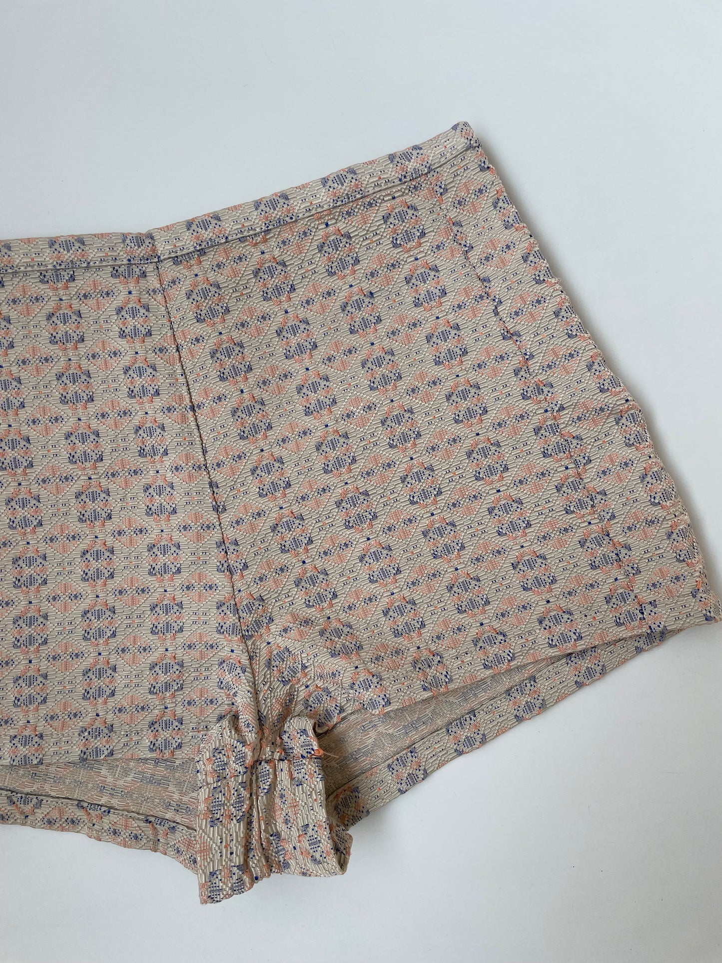 Pull & Bear Shorts-Waist 28