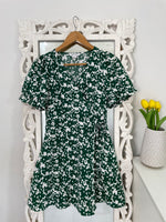 Load image into Gallery viewer, Urban Revivo Dress-Bust 30 to 32