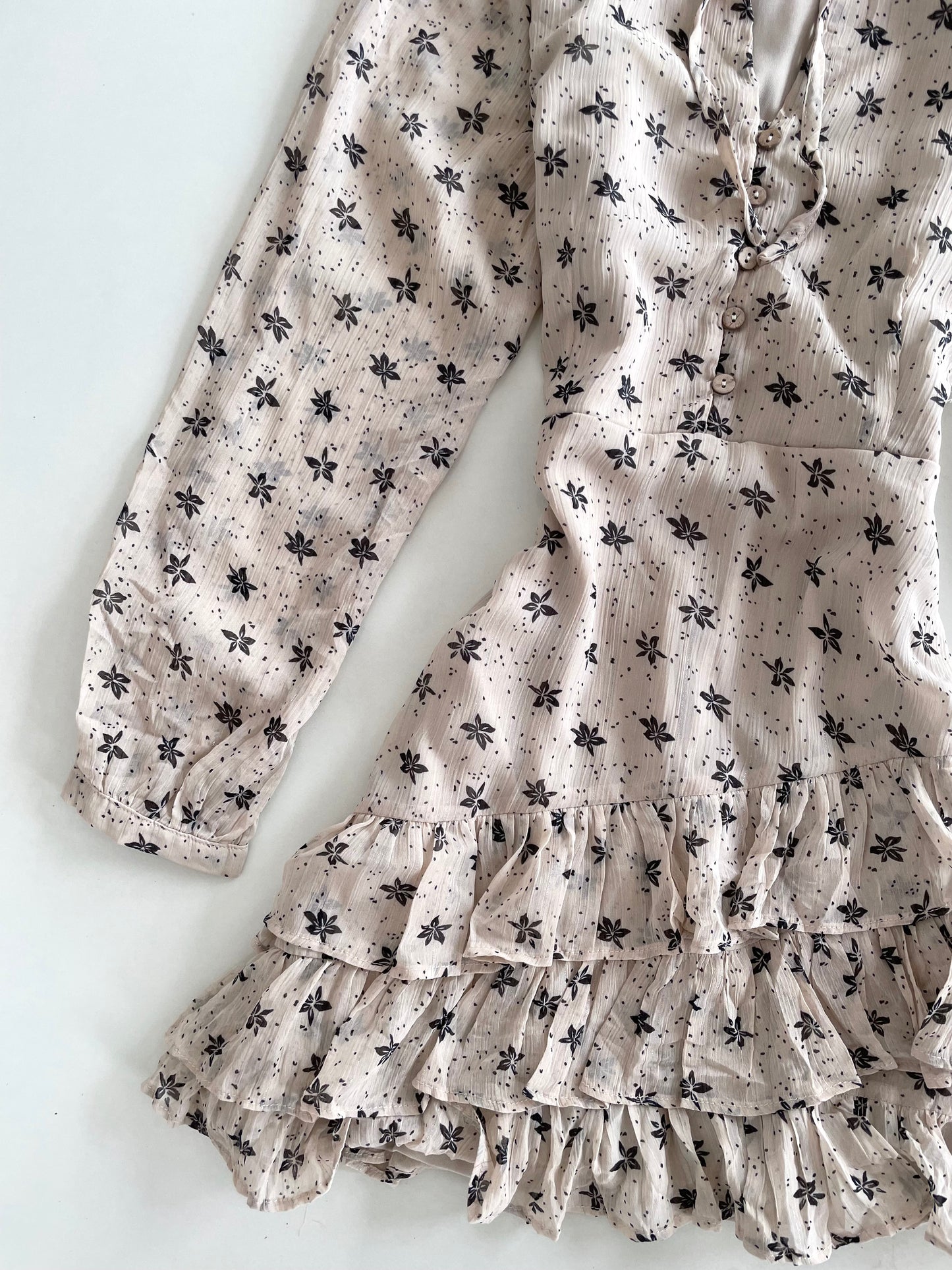 Baevely Ruffle Dress-Bust 36