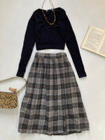 Load image into Gallery viewer, Vintage Warm Tweed Skirt-Waist 24 to 26