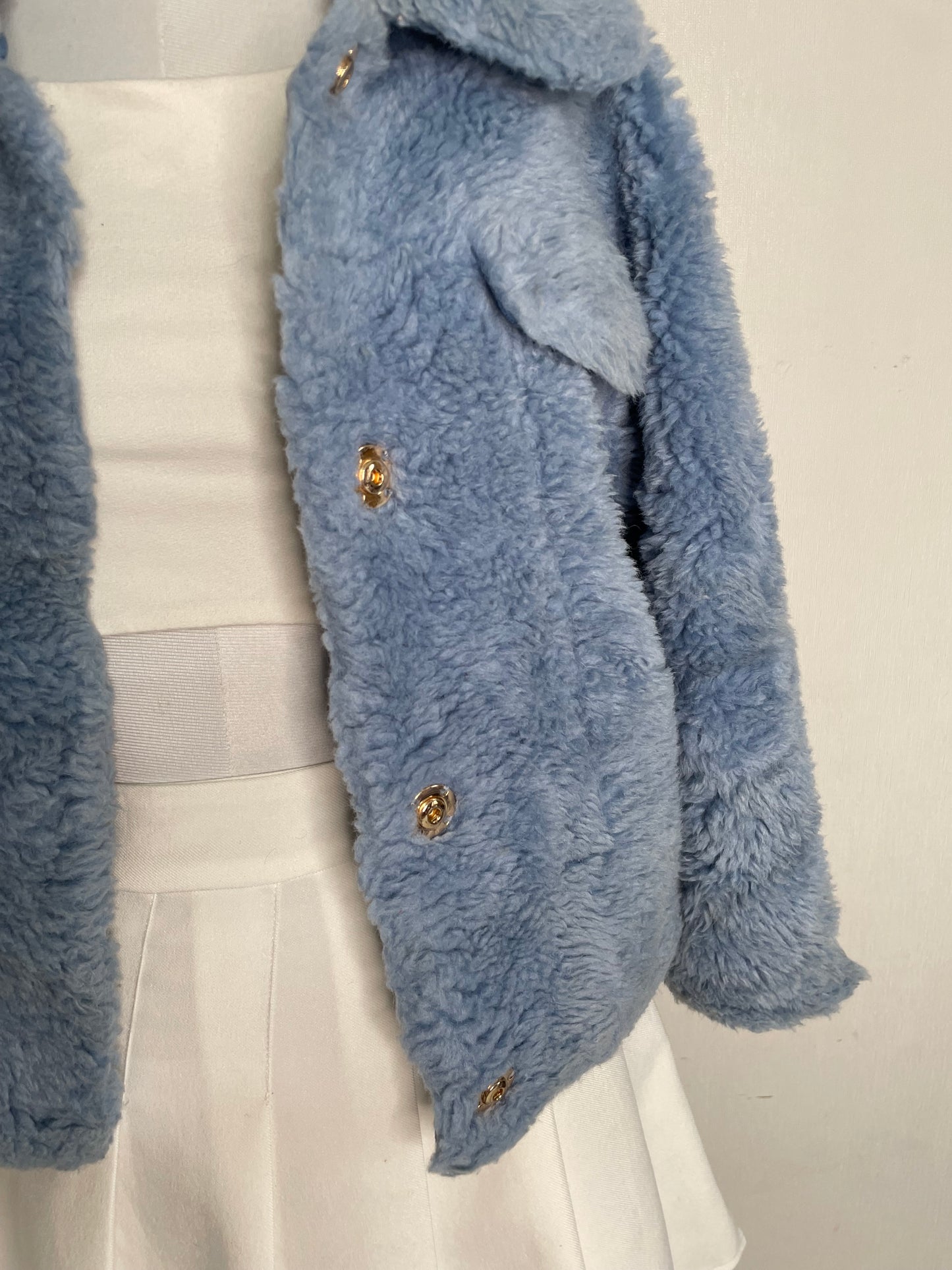 YIGUE BLUE FUR COAT - BUST 36