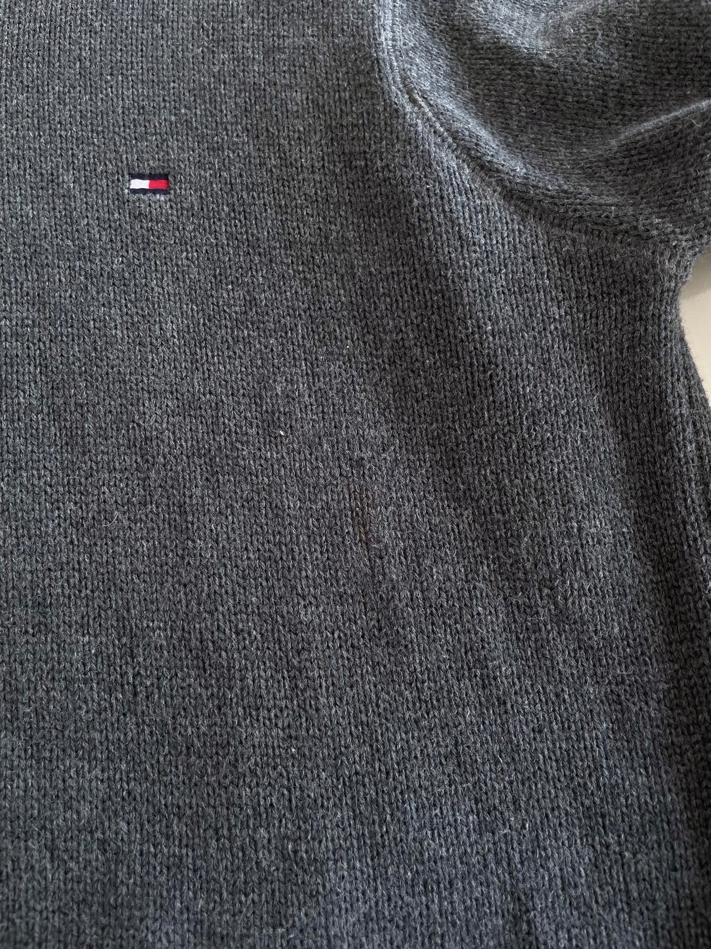 Tommy Hilfiger Vintage Sweater -Bust 38 to 40