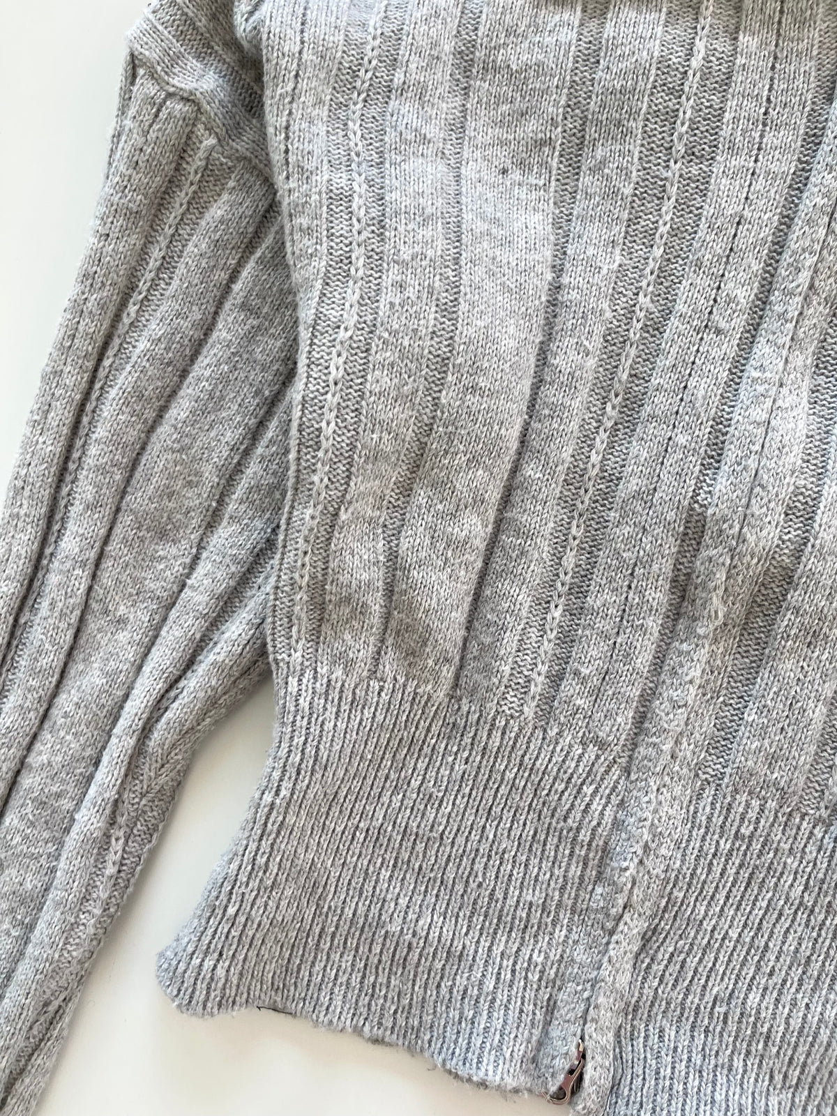 Gray Solid Zipper Sweater-Bust 44