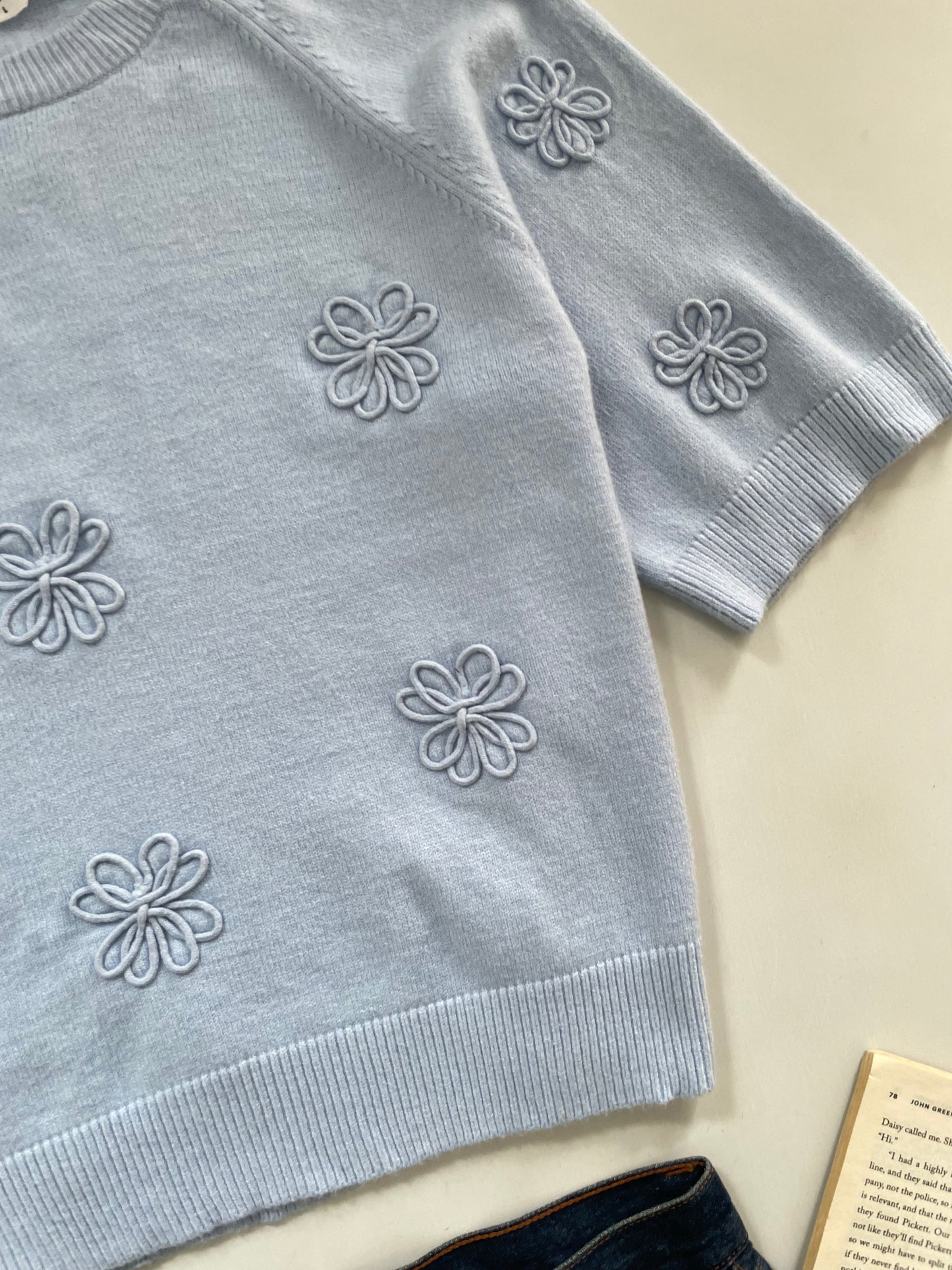 Embroidered Sweater Vest-Bust 40