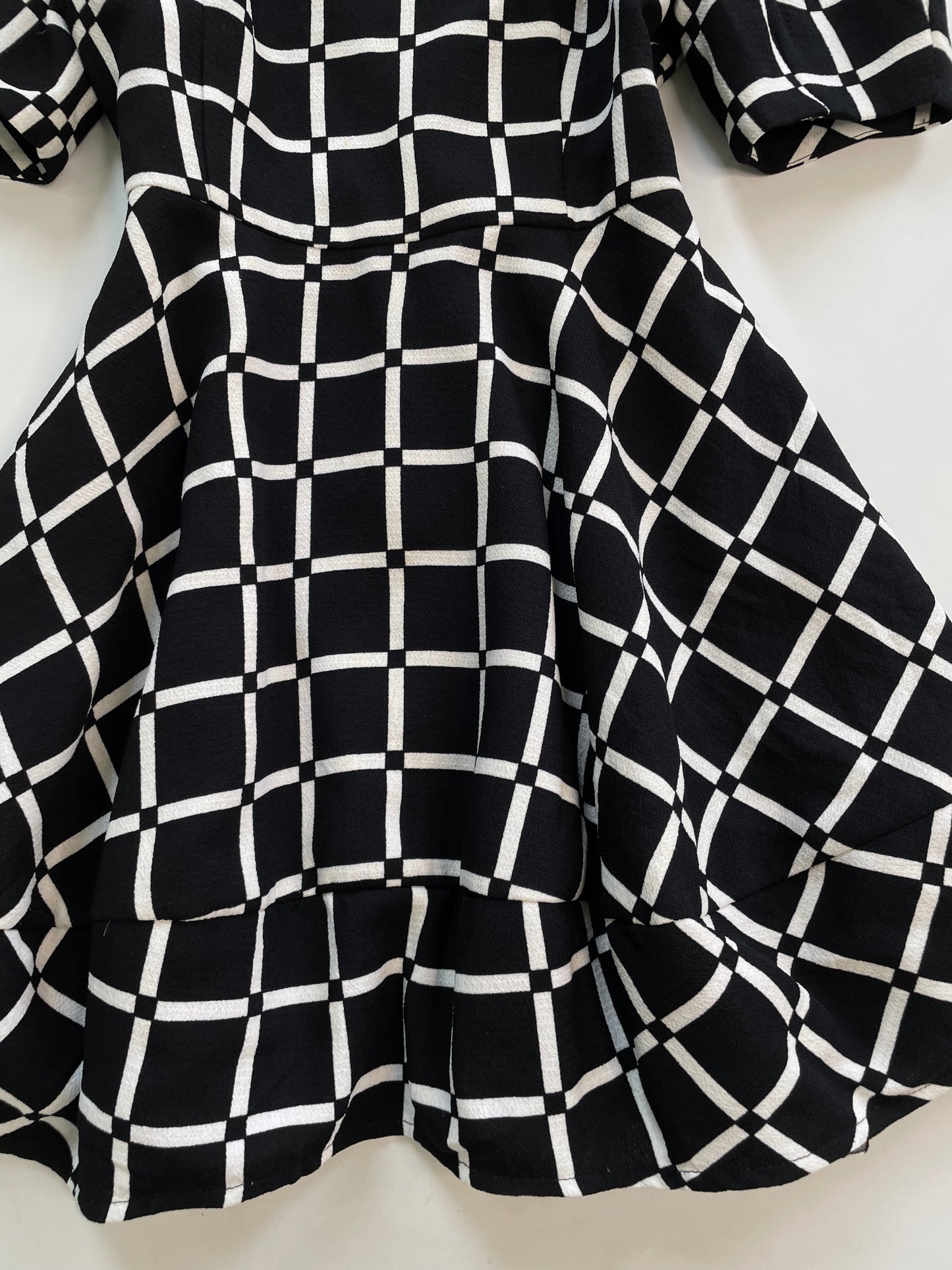 Dress-Bust 34
