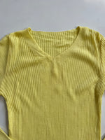 Load image into Gallery viewer, Lime Pre Winter Top - Bust 32 to 34