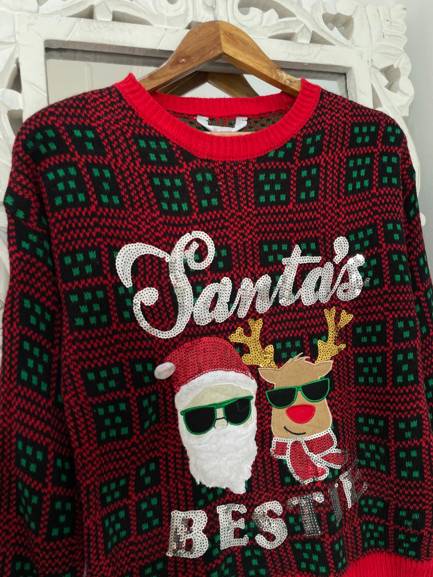 Christmas Sweater-Chest 40