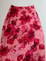 Load image into Gallery viewer, Vintage Long Skirt-Waist 24 to 26