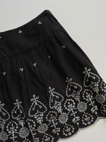 Load image into Gallery viewer, Embroidered Skirt-Waist 26