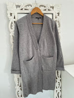 Load image into Gallery viewer, Shrug- Bust 42