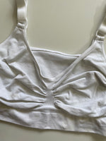 Load image into Gallery viewer, WHITE SPORTS BRA - BUST 30 TO 34