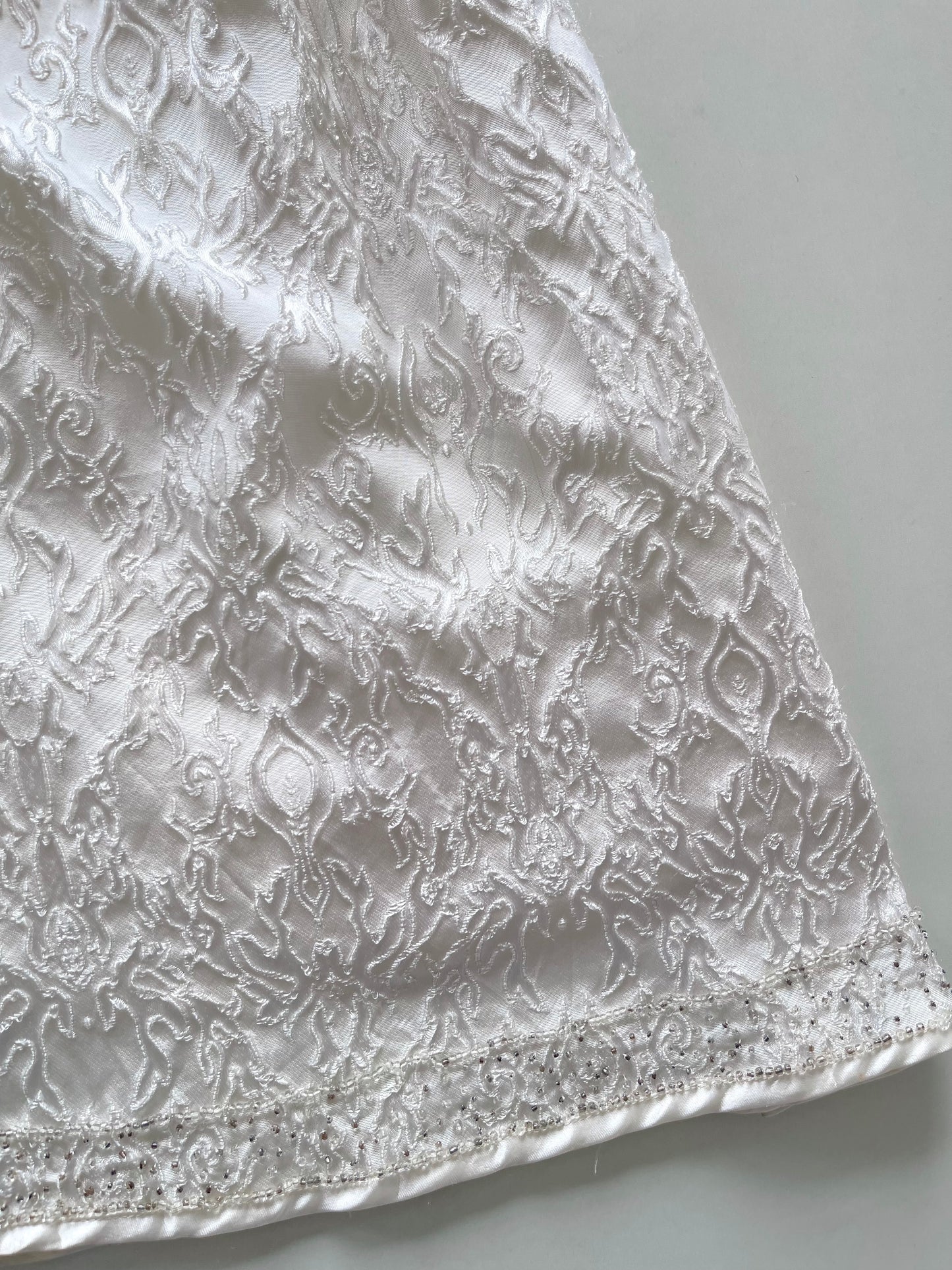 Vintage Embroidered Skirt-Waist 28 to 34