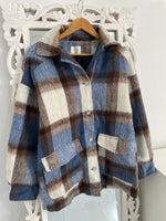 Load image into Gallery viewer, Primark Super Duper Thick Warm Shacket-Chest 40 (2XS)