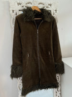 Load image into Gallery viewer, Vintage Fur Lined Corduroy Jacket-Bust 32