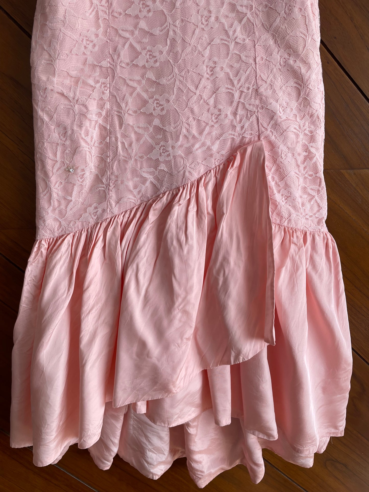 Vintage Lace Dress-Bust 36