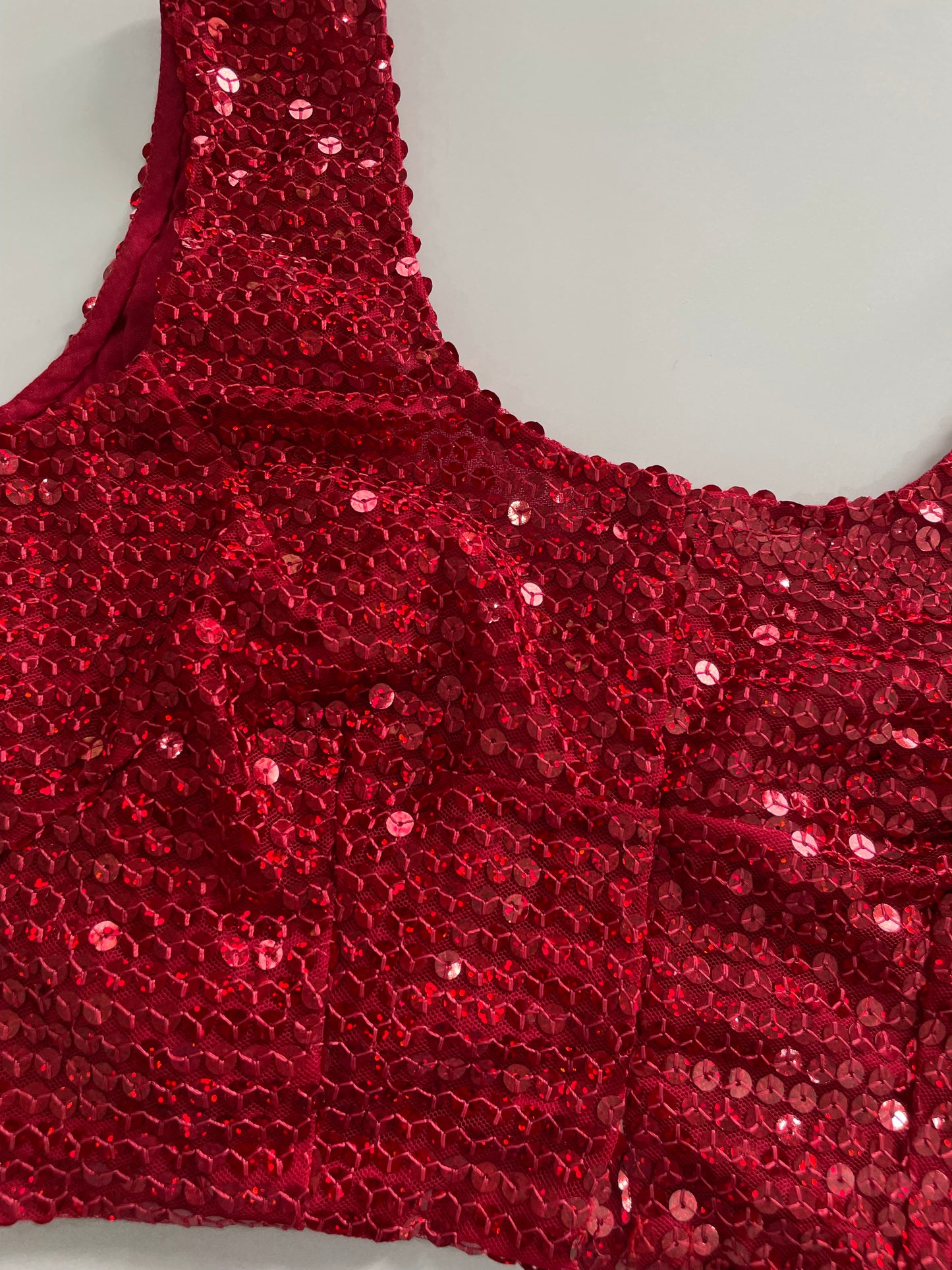 Sequin Top-Bust 38