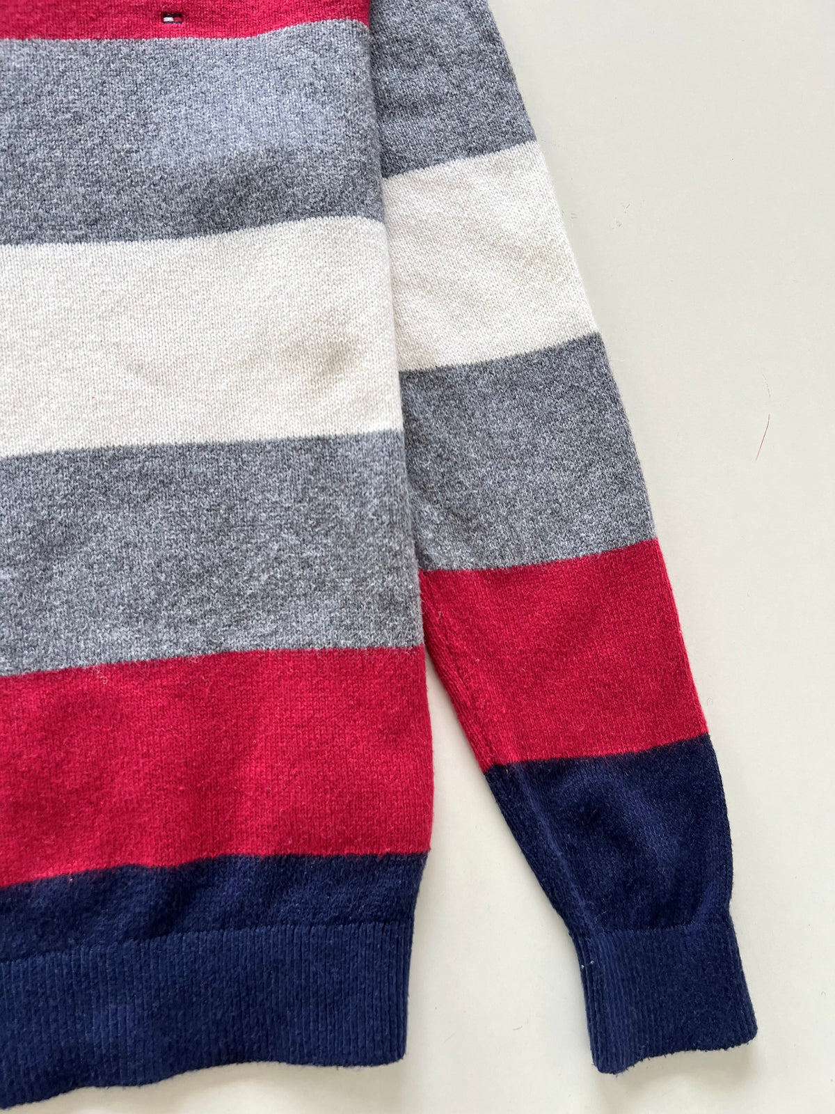 Tommy Hilfiger Cotton Vintage Sweater-Bust 36