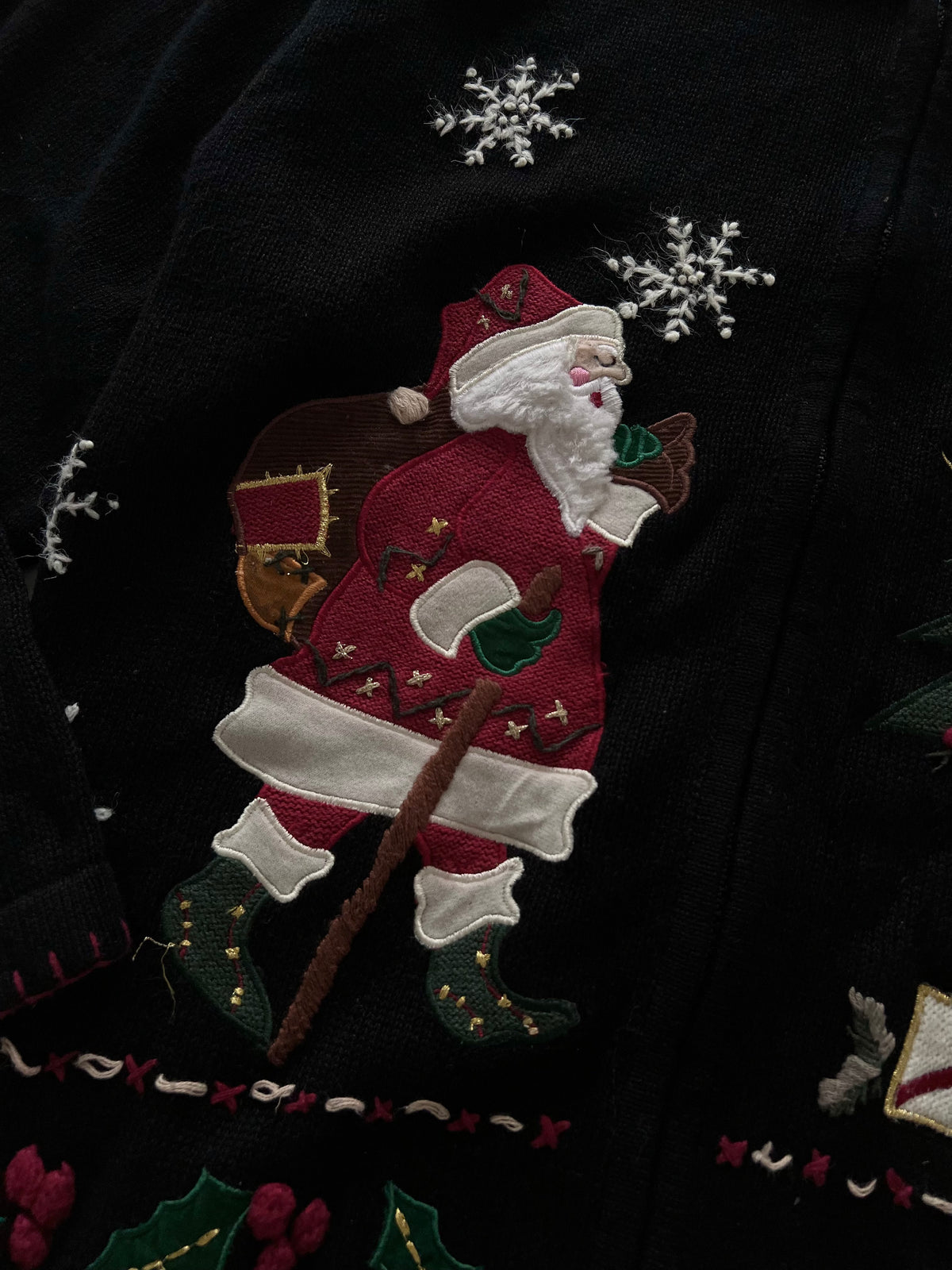 Victoria Jones Embroidered Christmas Zipper Sweater-Bust 52