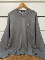 Load image into Gallery viewer, Tommy Hilfiger Vintage Sweater-Bust 46