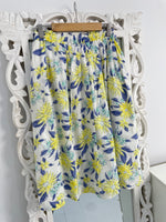 Load image into Gallery viewer, Lemon Flowers Skirt-Waist 26 to 32