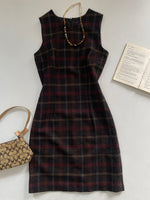 Load image into Gallery viewer, Breeches Winter Dress-Bust 32