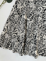 Load image into Gallery viewer, Jacquard Skirt-Waist 28 to 32