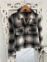 Load image into Gallery viewer, Only Super Thick Shacket-Chest 34