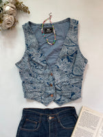 Load image into Gallery viewer, Vintage Waistcoat-Bust 38