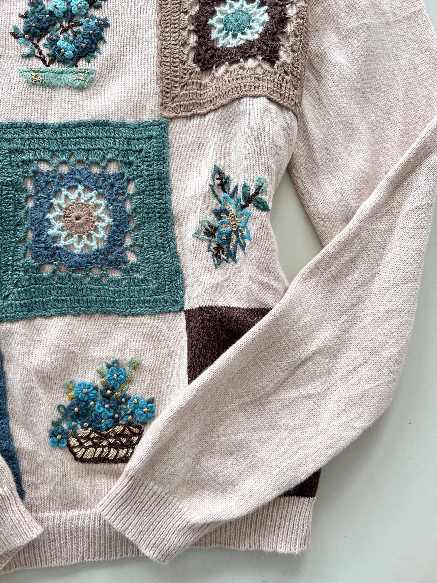 Alfred Dunner Embroidered Sweater-Bust 40