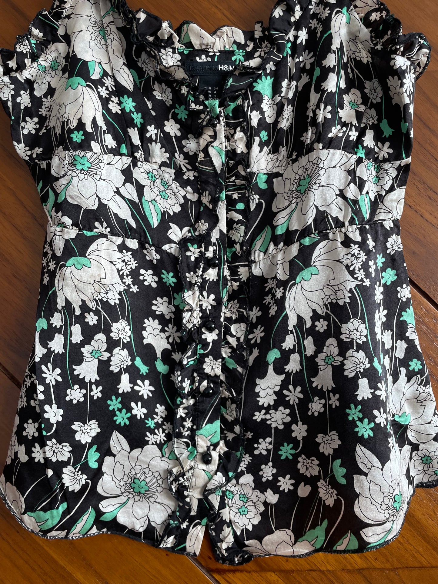 H&M Satin Top-Bust 34